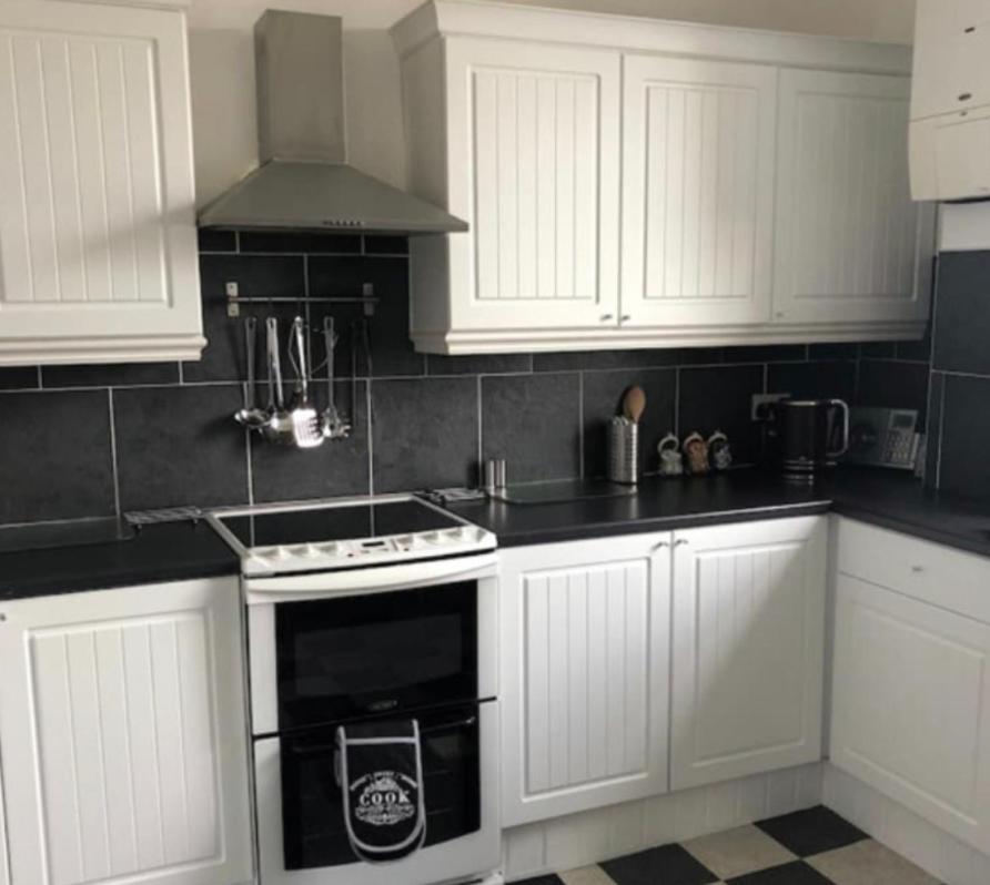 Captivating 2-Bed Apartment In Isle Of Bute Rothesay Exteriér fotografie